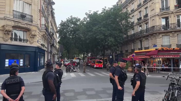 Explosion à Paris : la façade d'un immeuble effondrée