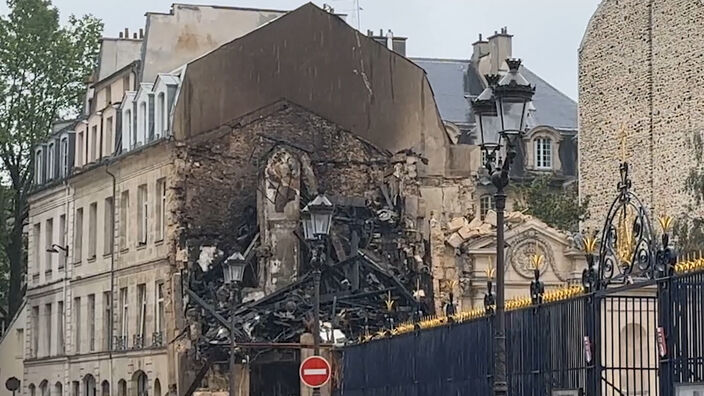 Explosion à Paris : « On pensait que notre immeuble était en train de s'effondrer »